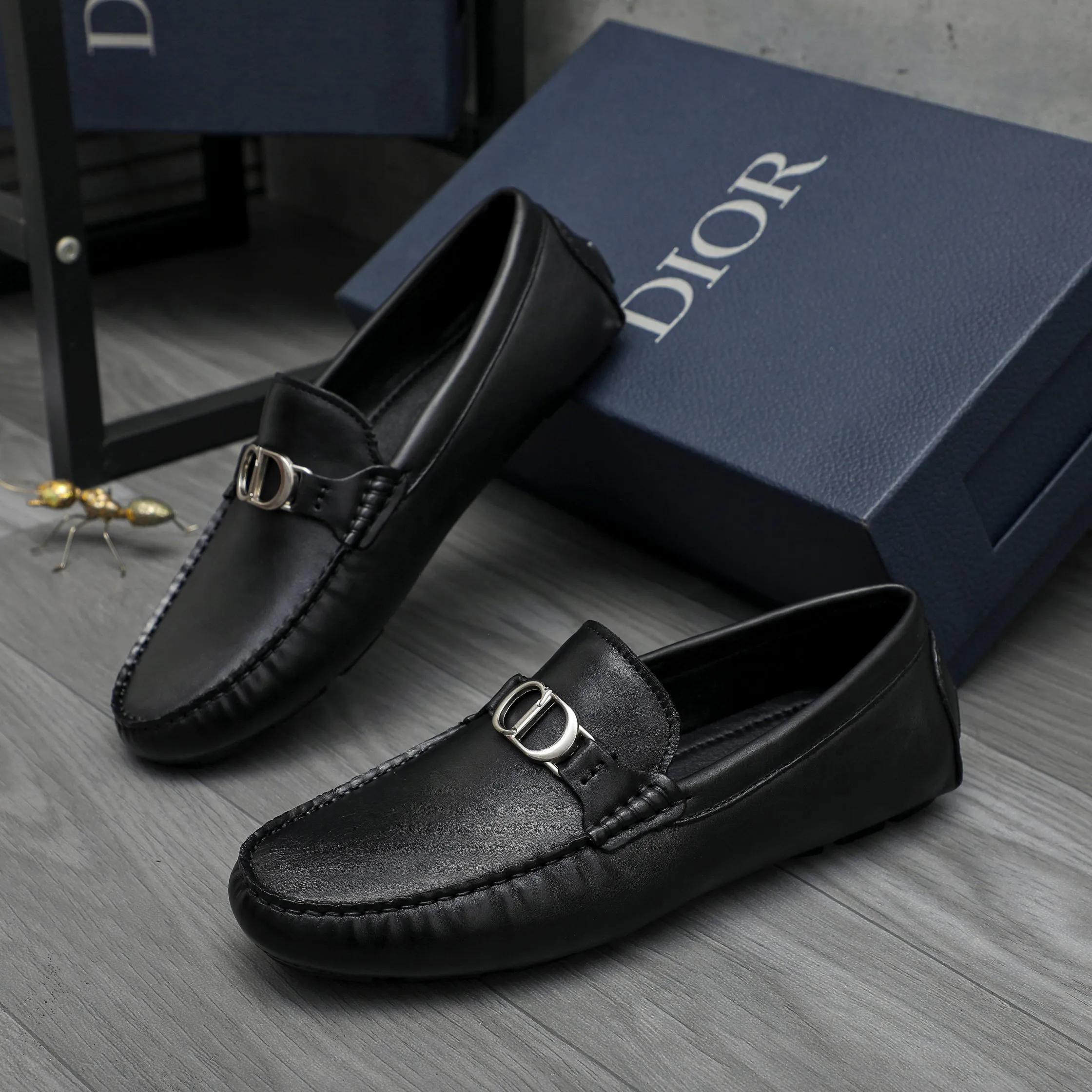 Men's shoes 💰p420 Product trademark: Dior "Dior" casual slip-on men's shoes Regular size: 38-44 Product materials: Selected high-quality cowhide upper, sheepskin lining, rubber outsole